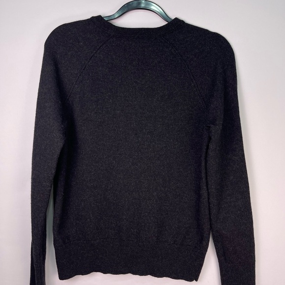 Banana Republic Men's Dark Gray Merino Wool Crewneck Sweater - Picture 4 of 10